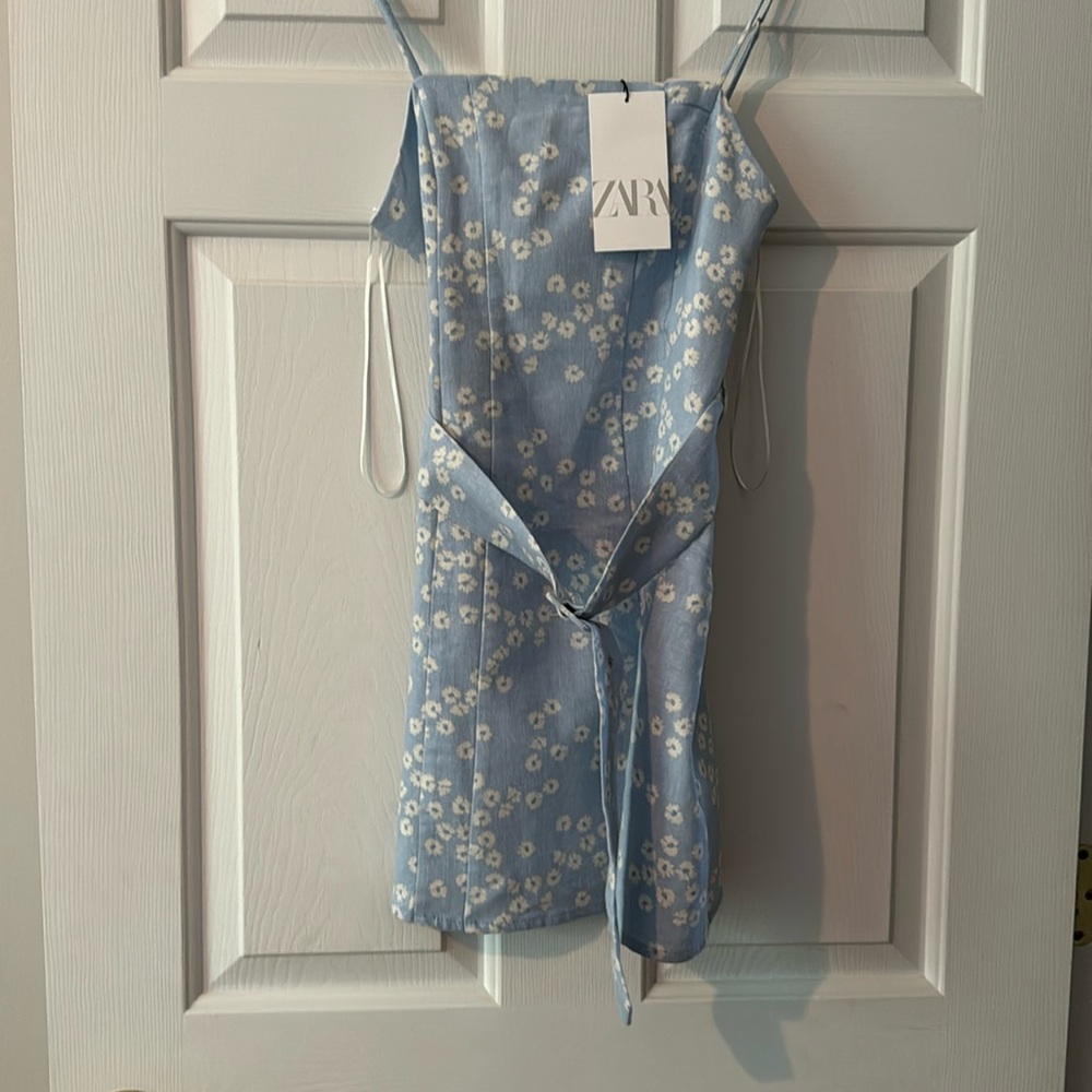 NWT mini Zara dress with adjustable belt